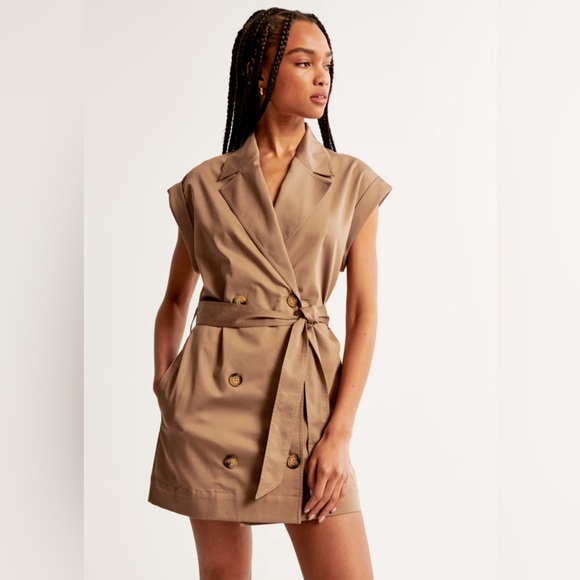 Abercrombie & Fitch Dresses & Skirts - NWT Abercrombie Mini Trench Dress, L